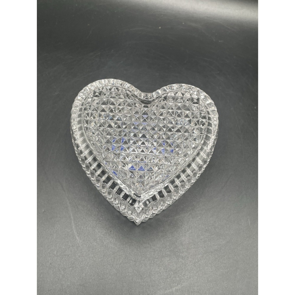 VTG Studio Nova Crystal "LOVING" 2 Pc Covered Heart Shaped Trinket Box - Picture 2 of 8